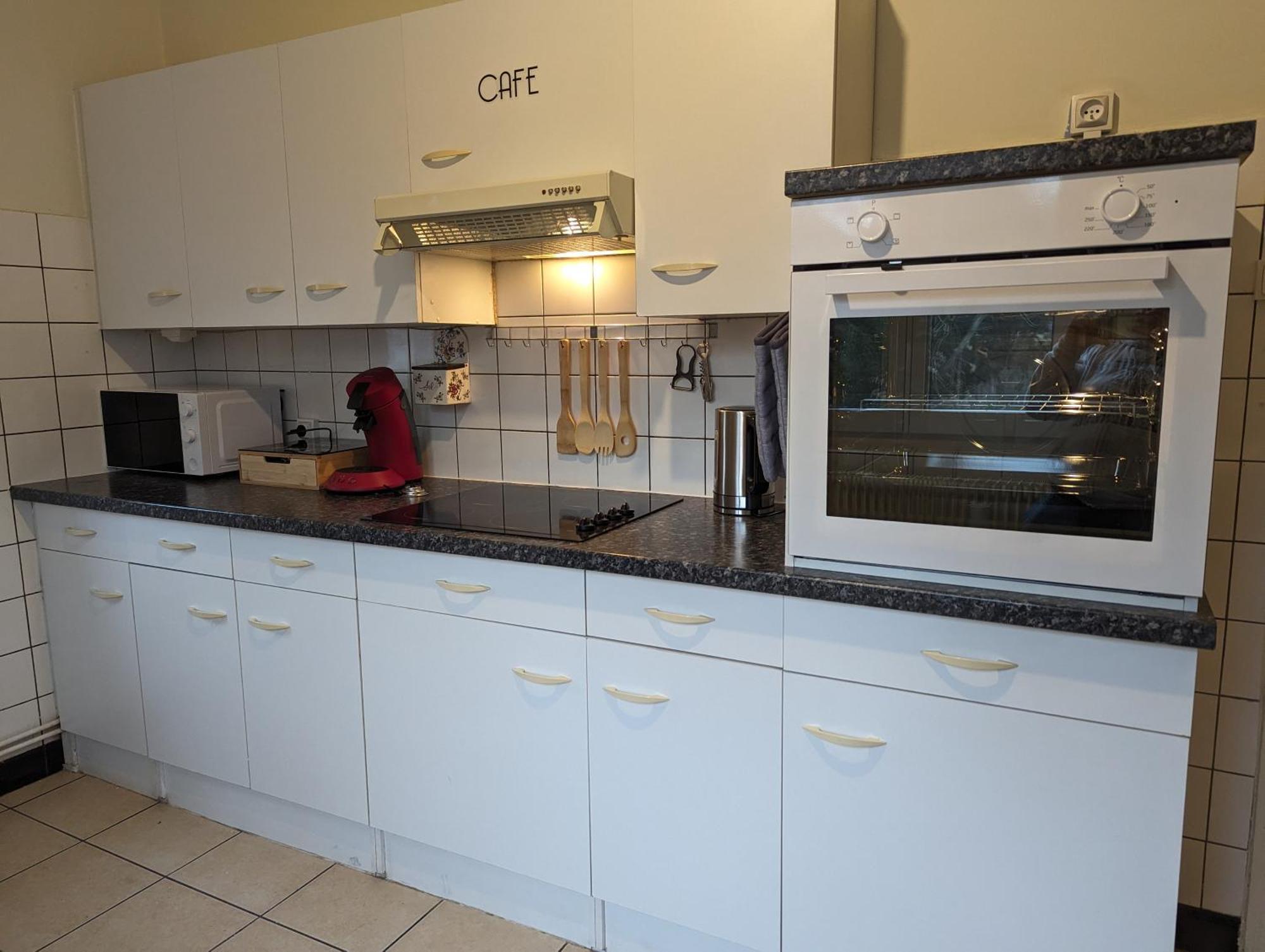 Le Balois - Appartement 2 Chambres, Salon, Cuisine Equipee, Parking Et Wifi Gratuit Mulhouse Luaran gambar